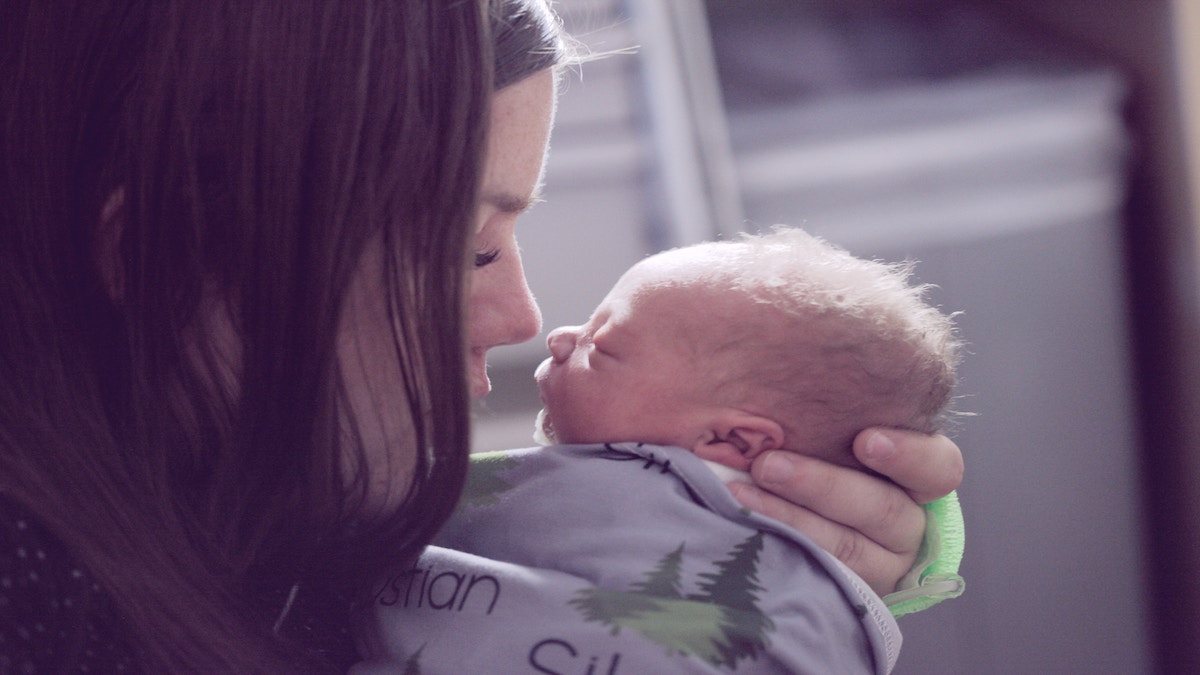 Is Postpartum Motherhood Dark and Dreadful?